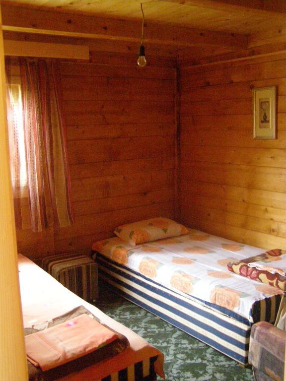 Guesthouse Kuzmanovic Guča Pokój zdjęcie