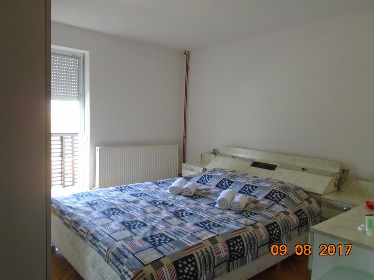Guesthouse Kuzmanovic Guča Zewnętrze zdjęcie