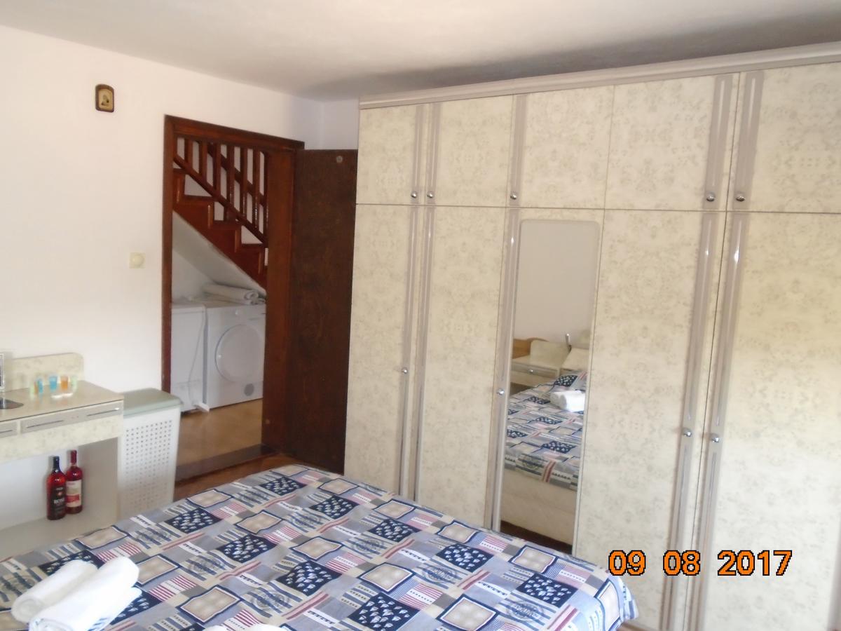 Guesthouse Kuzmanovic Guča Zewnętrze zdjęcie