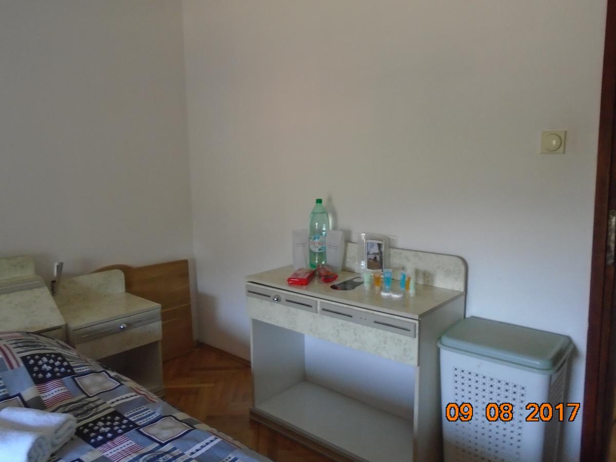 Guesthouse Kuzmanovic Guča Zewnętrze zdjęcie