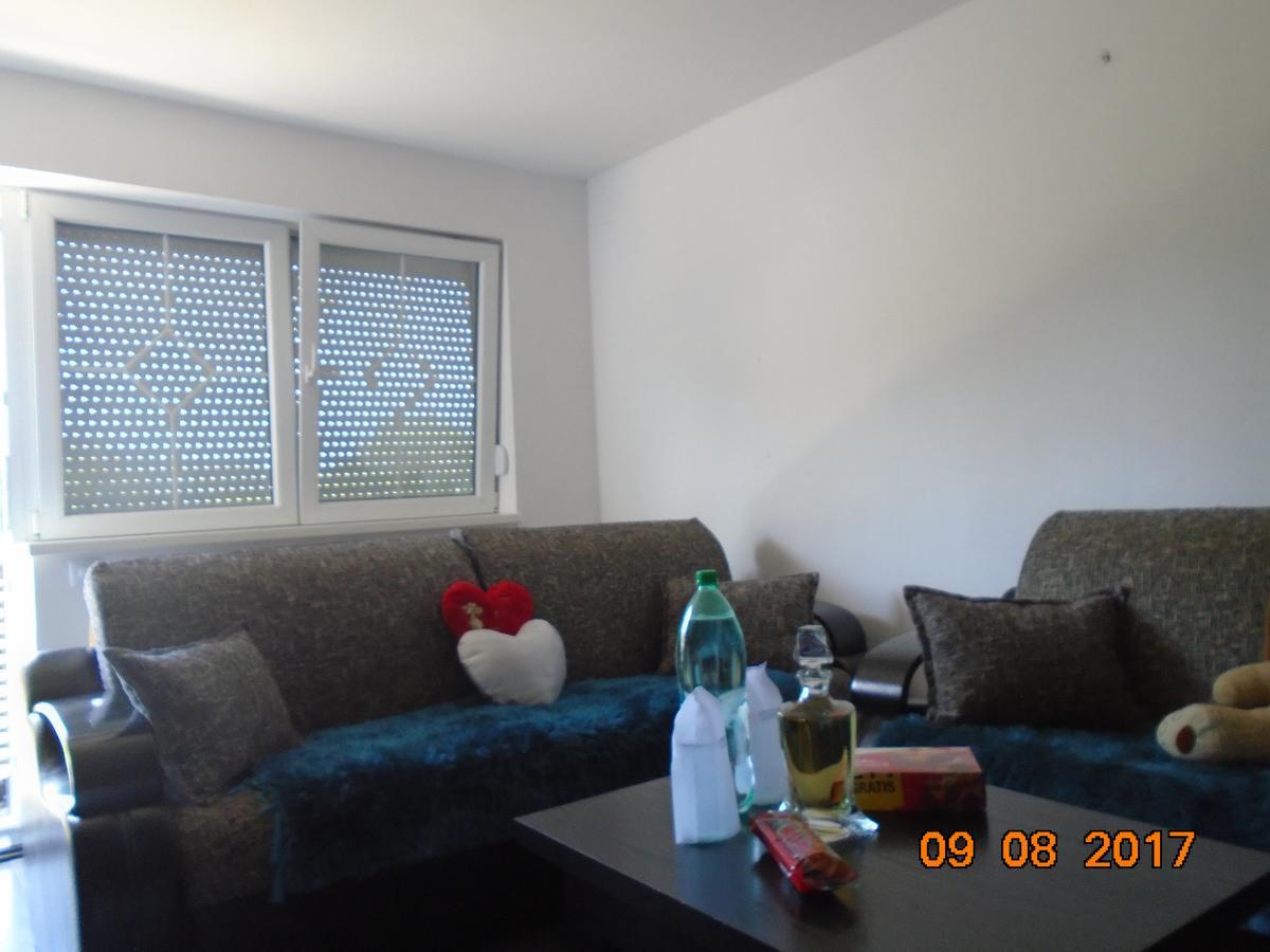 Guesthouse Kuzmanovic Guča Zewnętrze zdjęcie
