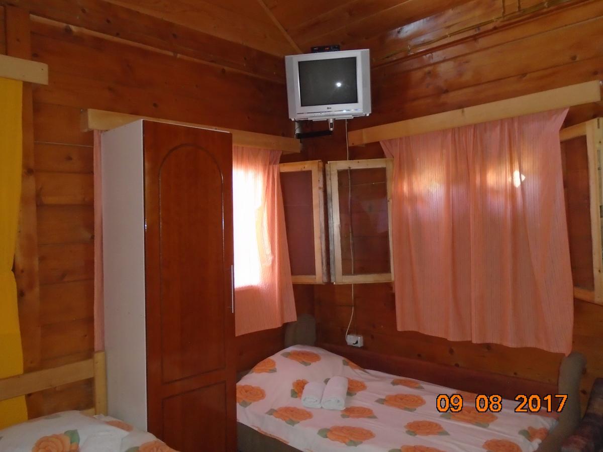 Guesthouse Kuzmanovic Guča Zewnętrze zdjęcie