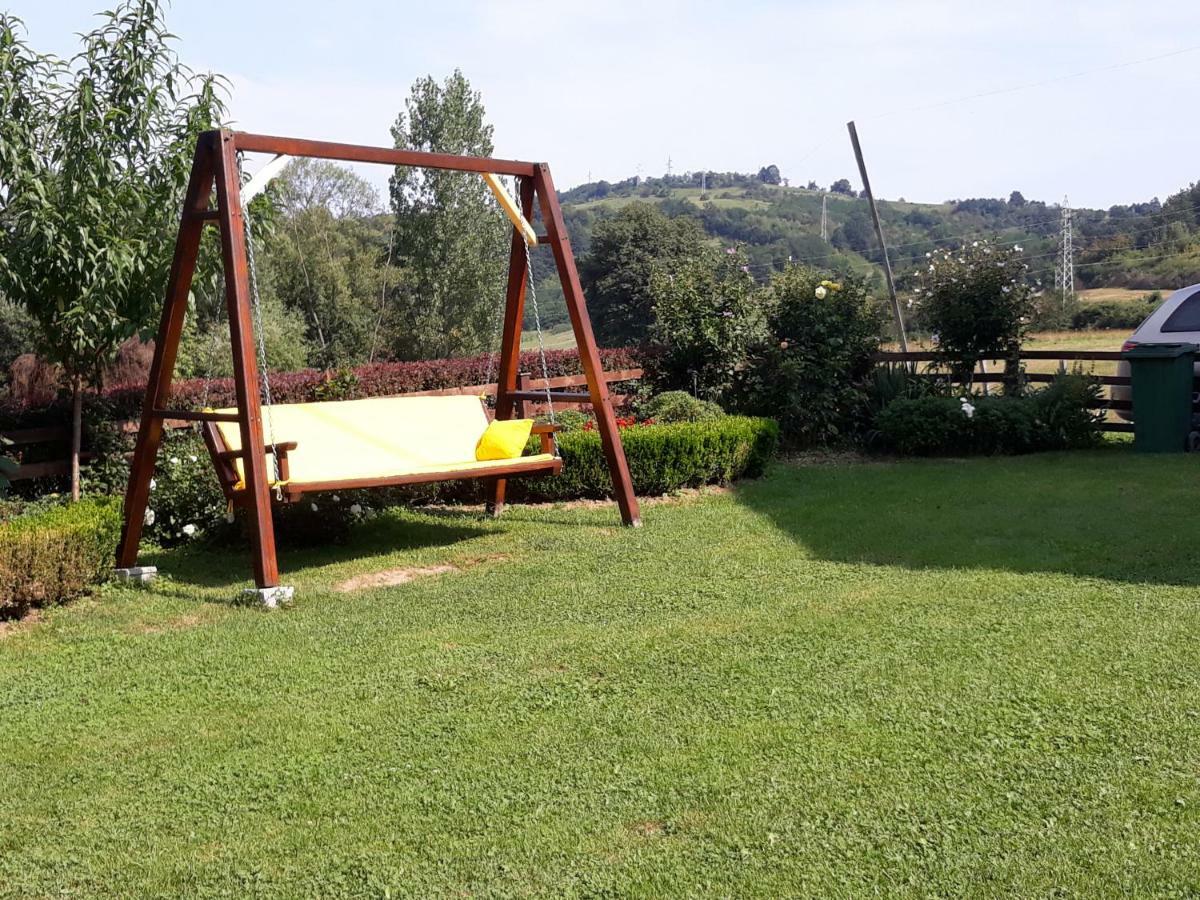 Guesthouse Kuzmanovic Guča Zewnętrze zdjęcie